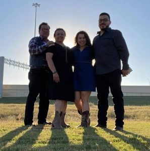 Meet your Posher, Sandy